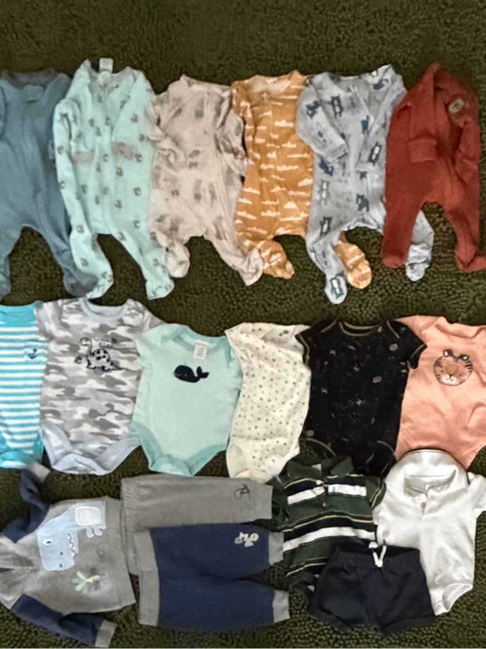 18 Pieces - 3 Month (3M) Bundle Mixed Clothing Lot